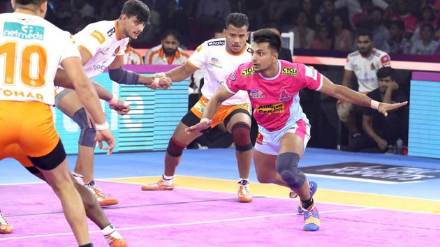 Jaipur Pink Panthers defeated Puneri Paltan.(PKL)