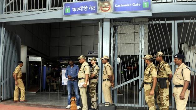 CISF Jawans with scout dogs at Kashmere gate metro station. The station is next to Delhi’s oldest inter-state bus terminal, Maharana Pratap ISBT.(Photo By Sonu Mehta/ Hindustan Times)