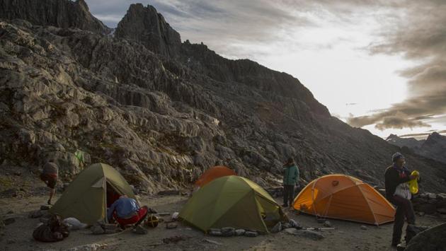 An early morning before starting a four-day mission. Mountain fieldwork always is physically gruelling, but the deepening crisis in Venezuela since the death of former president Hugo Chavez in 2013 has transformed even simple tasks into immense hurdles. “Things that you normally take for granted for research — internet, gas, electricity — all become scarce and unpredictable,” Llambi said. (Jose Manuel Romero / AP) An early morning before starting a four-day mission. Mountain fieldwork always is physically gruelling, but the deepening crisis in Venezuela since the death of former president Hugo Chavez in 2013 has transformed even simple tasks into immense hurdles. “Things that you normally take for granted for research — internet, gas, electricity — all become scarce and unpredictable,” Llambi said. (Jose Manuel Romero / AP)