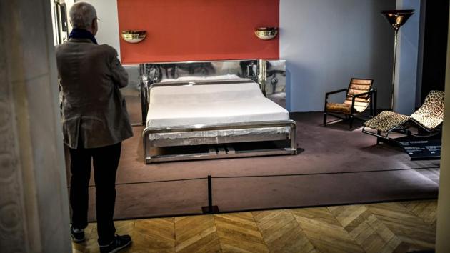 A man looks at a 1933 designed bedroom by German architect Eckart Muthesius, who was commissioned to build the Manik Bagh Palace. It was the first building in the subcontinent to have air conditioning. It also had a ballroom where the couple could do the foxtrot to the jazz-loving maharajah’s collection of 1,00,000 records. (Stephane De Sakutin / AFP)