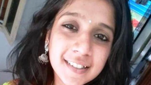 Subasri, 23-year-old techie, who died when a hoarding fell on her. (HT Photo) Subasri, 23-year-old techie, who died when a hoarding fell on her. (HT Photo)