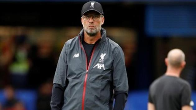 Liverpool manager Jurgen Klopp looks on during the warm up before the match.(Action Images via Reuters) Liverpool manager Jurgen Klopp looks on during the warm up before the match.(Action Images via Reuters)