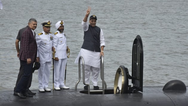 INS Khanderi, India’s second Scorpene-class attack submarine was commissioned into Indian navy.(Anshuman Poyrekar/HT Photo)