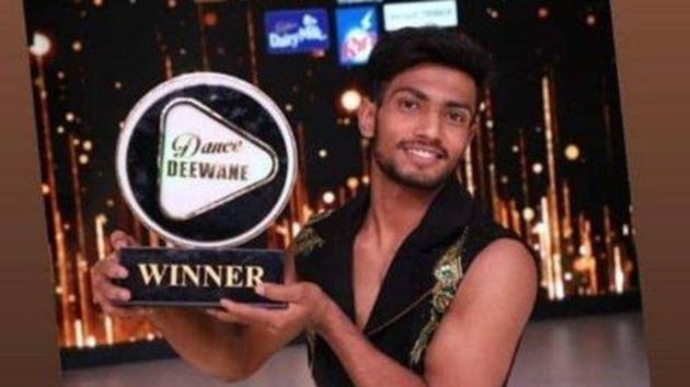 Vishal Sonkar bags the trophy on Dance Deewane 2. Vishal Sonkar bags the trophy on Dance Deewane 2.