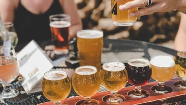 Among those adults with mild cognitive impairment (MCI), the risk of dementia appeared to be highest for drinking more than 14 drinks per week compared with less than one drink.(Unsplash) Among those adults with mild cognitive impairment (MCI), the risk of dementia appeared to be highest for drinking more than 14 drinks per week compared with less than one drink.(Unsplash)