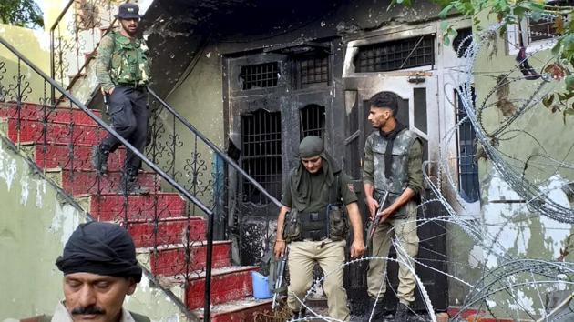 Security forces personnel after an encounter with the terrorists at Batote in Ramban district of Jammu and Kashmir, Saturday, Sept. 28, 2019.(PTI photo)
