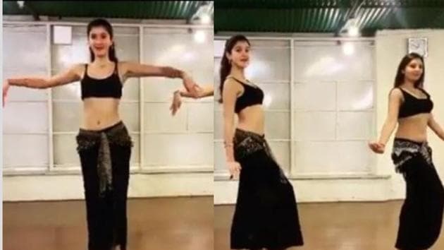 Shanaya Kapoor is learning belly dancing these days.