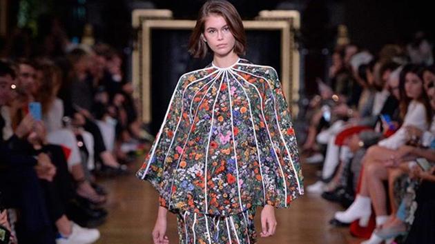 Stella McCartney's show at Paris Fashion Week says sustainability