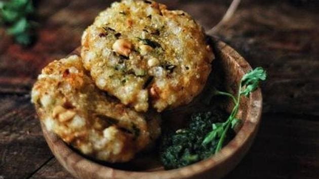 A portion of sabudana vada, usually eaten during fasts.(Instagram)