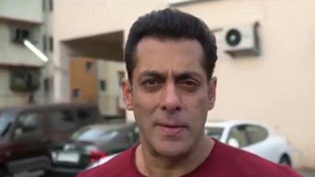 Salman Khan took to Instagram to post a special message on Gandhi Jayanti. Watch it here. Salman Khan took to Instagram to post a special message on Gandhi Jayanti. Watch it here.
