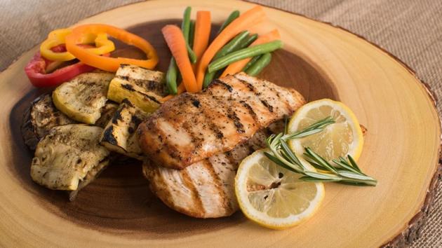 Eating cooked food alters the microbiomes of both mice and humans, according to a study with implications for understanding how cooking may have prehistorically altered the evolution of the microbes in our gut. (Unsplash) Eating cooked food alters the microbiomes of both mice and humans, according to a study with implications for understanding how cooking may have prehistorically altered the evolution of the microbes in our gut. (Unsplash)