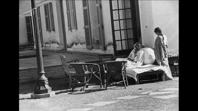 A scene at Birla House, a day before Mahatma Gandhi’s assassination. Mahatma Gandhi spent his final 144 days in Delhi, the city that has the unenviable privilege of being the site of his assassination. (Courtesy National Gandhi Museum)