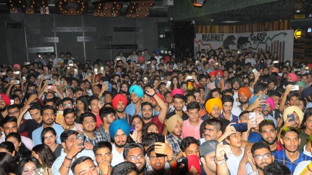 Hindustan Times had reported on August 28 that liquor flowed freely at the Ministry of Bar Exchange in Elante Mall during a freshers’ party organised by a student outfit ahead of PU elections Hindustan Times had reported on August 28 that liquor flowed freely at the Ministry of Bar Exchange in Elante Mall during a freshers’ party organised by a student outfit ahead of PU elections