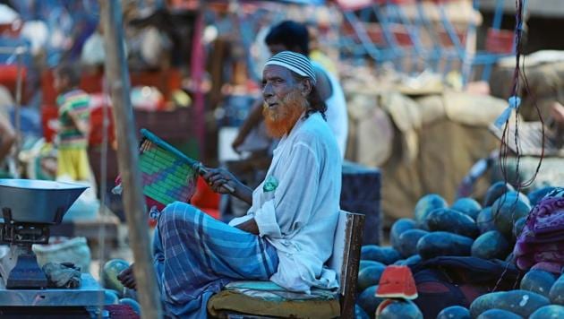 A vendor sits at a fruit stall in a market in New Delhi. Steered by a “decisive leadership”, Brende said, India is “rising to the occasion” through a significantly enlarged global profile. (Photo: Bloomberg) A vendor sits at a fruit stall in a market in New Delhi. Steered by a “decisive leadership”, Brende said, India is “rising to the occasion” through a significantly enlarged global profile. (Photo: Bloomberg)