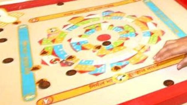 A man gives Triple Talaq to women for not accepting carrom board for son.(PTI photo) A man gives Triple Talaq to women for not accepting carrom board for son.(PTI photo)