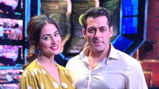 Hina Khan with Salman Khan on Bigg Boss 13 Weekend Ka Waar.