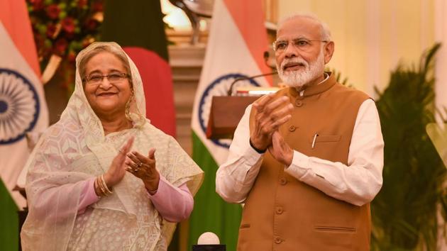 Prime Minister Narendra Modi with his Bangladeshi counterpart Sheikh Hasina applaud after launching a bilateral project, at Hyderabad House in New Delhi, Saturday, Oct. 5, 2019.(PTI) Prime Minister Narendra Modi with his Bangladeshi counterpart Sheikh Hasina applaud after launching a bilateral project, at Hyderabad House in New Delhi, Saturday, Oct. 5, 2019.(PTI)
