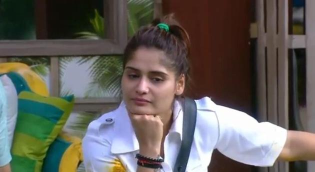 Arti Singh spoke in detail about her battle with depression on Bigg Boss 13.