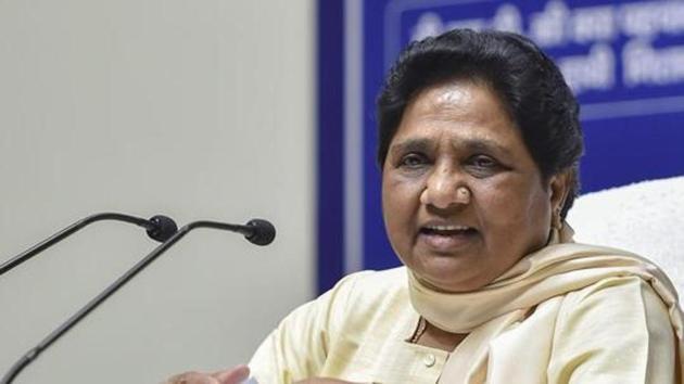 Bahujan Samaj Party (BSP) president Mayawati addresses a press conference at party office in Lucknow.(Photo: PTI)