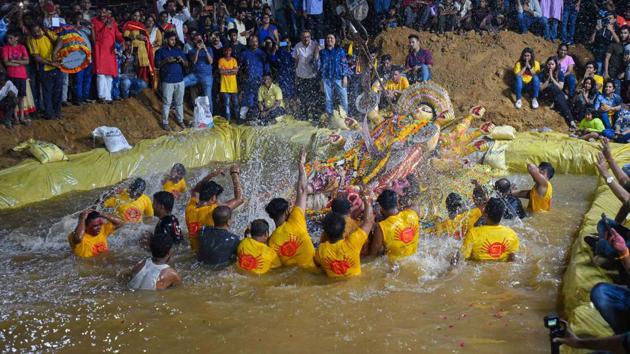 The reason for idol immersions in artficial ponds is to protect the Yamuna. (Amal KS/Hindustan Times)