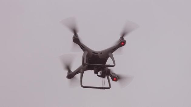 Delhi’s pollution control body says that the drones will be effective in checking cases of garbage burning, stack pollution (industrial emissions) and dumping of construction debris. (Sakilb Ali / HT File) Delhi’s pollution control body says that the drones will be effective in checking cases of garbage burning, stack pollution (industrial emissions) and dumping of construction debris. (Sakilb Ali / HT File)