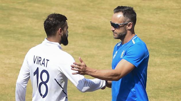 Indian skipper Virat Kohli shakes hands with South Africa captain Faf du Plessis(PTI)