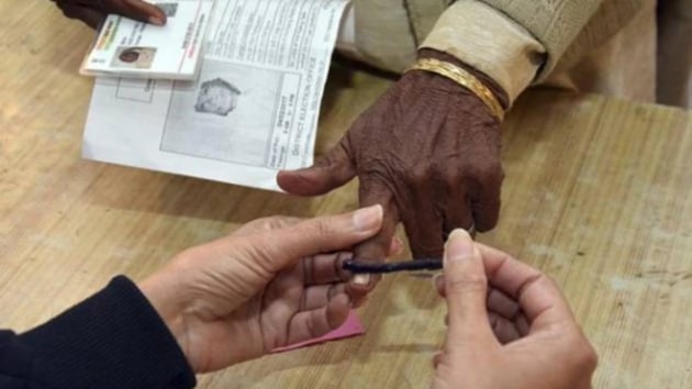 What eventually happens in the upcoming assembly election will depend a lot on the political outcome in 58 assembly constituencies (ACs) in the sub-region of Western Maharashtra.(PTI image) What eventually happens in the upcoming assembly election will depend a lot on the political outcome in 58 assembly constituencies (ACs) in the sub-region of Western Maharashtra.(PTI image)