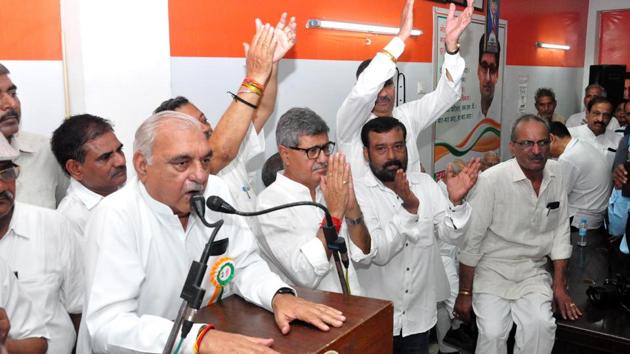 Ahead of upcoming Haryana assembly elections, former chief minister Bhupinder Singh Hooda addressed a public meeting in Rohtak on Wednesday. (Manoj Dhaka/HT Photo) Ahead of upcoming Haryana assembly elections, former chief minister Bhupinder Singh Hooda addressed a public meeting in Rohtak on Wednesday. (Manoj Dhaka/HT Photo)