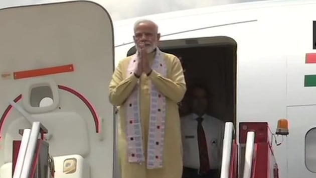Prime Minister Narendra Modi arrived in Chennai on Friday morning for his informal summit with Chinese President Xi Jinping in Mamallapuram.(ANI / Twitter) Prime Minister Narendra Modi arrived in Chennai on Friday morning for his informal summit with Chinese President Xi Jinping in Mamallapuram.(ANI / Twitter)
