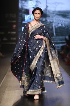 Naturally Anuradha by Anuradha Kuli specializes in traditional ethnic wear from Assam and believes in creating magic from eri silk, muga silk and mulberry silk. 