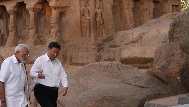 PM Narendra Modi and Chinese President Xi Jinping busy in discussions in Mamallapuram. (Twitter/@narendramodi) PM Narendra Modi and Chinese President Xi Jinping busy in discussions in Mamallapuram. (Twitter/@narendramodi)
