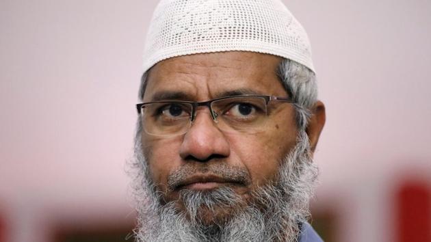 Indian Islamic preacher Zakir Naik reacts during a prayer at a mosque in Melaka, Malaysia, September 7, 2019. REUTERS/Lim Huey Teng(REUTERS)