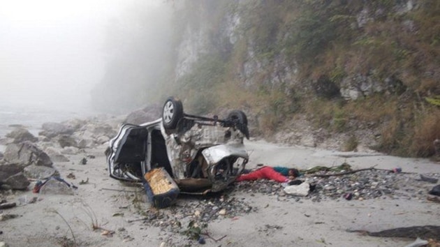 The accident in Tehri Garhwal happened after the driver lost control of the car and it plunged into a 300m deep gorge, said police.(ANI / Twitter)