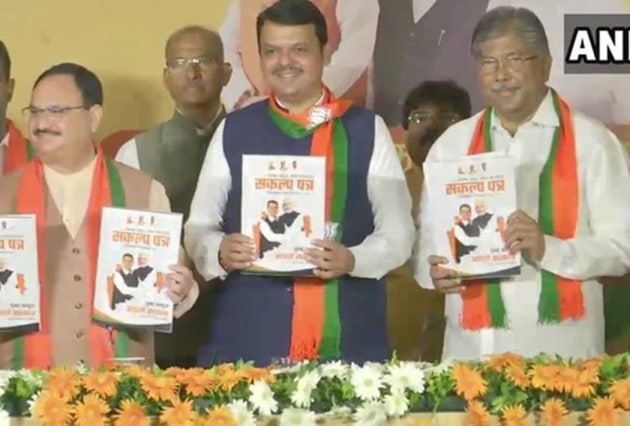 BJP releases its manifesto for Maharashtra assembly election 2019.(ANI Photo) BJP releases its manifesto for Maharashtra assembly election 2019.(ANI Photo)