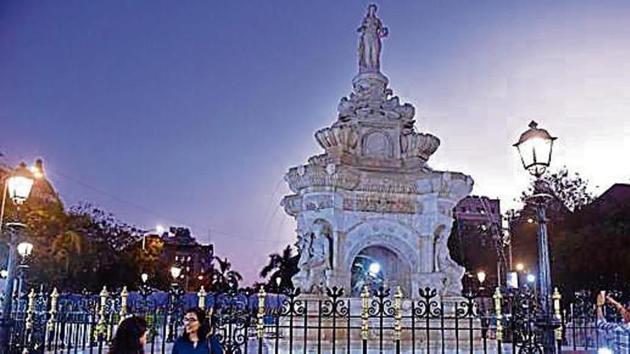 The Flor a Fountain at Fort, Mumbai, underwent restoration work between July 2017 and October 2018.(HT Photo)