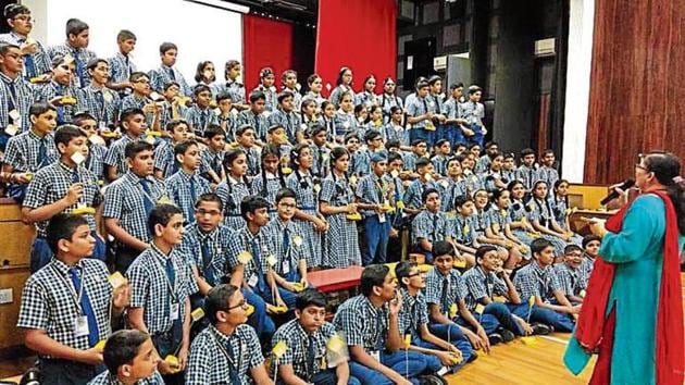 Around 100 students took part in lamp-making session at Powai school. (HT) Around 100 students took part in lamp-making session at Powai school. (HT)