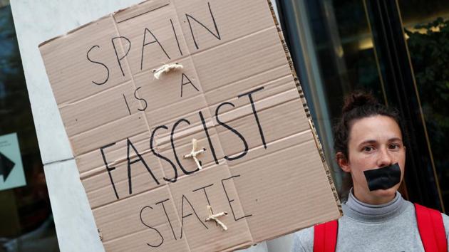 “What happened on October 1 (in 2017) was not just a demonstration or a massive act of citizen protest,” the Madrid court said in its ruling. “It was a tumultuous uprising encouraged by the accused, among many others.” Cabinet spokeswoman Isabel Celaa said the government hoped first of all to promote understanding within the region, saying: “Catalonia must start a dialogue with Catalonia. ... This is precisely the basis for a co-existence,” she said. (Francois Lenoir / REUTERS)