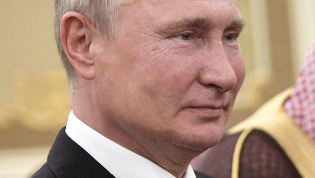 Russian President Vladimir Putin’s dollar dump in the second quarter of 2018 was part of a broader strategy to de-dollarize the Russian economy (REUTERS Photo) Russian President Vladimir Putin’s dollar dump in the second quarter of 2018 was part of a broader strategy to de-dollarize the Russian economy (REUTERS Photo)