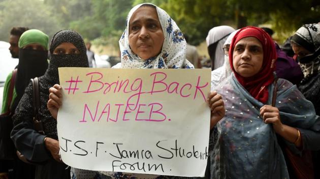 Missing Jawaharlal Nehru University (JNU) student Najeeb Ahmed’s mother on Tuesday held a protest at Jantar Mantar. (Amal KS/HT PHOTO) Missing Jawaharlal Nehru University (JNU) student Najeeb Ahmed’s mother on Tuesday held a protest at Jantar Mantar. (Amal KS/HT PHOTO)