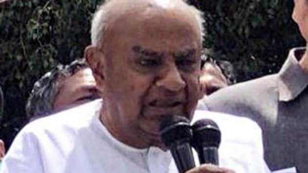 HD Deve Gowda saidJD(S) will field candidates in all the 15 constituencies for the December 5 bypolls.(ANI Photo)