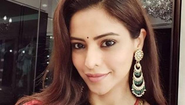 Aamna Sharif has replaced Hina Khan as Komolika on Kasautii Zindagii Kay.