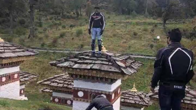 Indian tourist has been detained by the Royal Bhutan Police for allegedly desecrating a ‘chorten’ in the Buddhist kingdom.(Twitter /thebhutanese Photo) Indian tourist has been detained by the Royal Bhutan Police for allegedly desecrating a ‘chorten’ in the Buddhist kingdom.(Twitter /thebhutanese Photo)