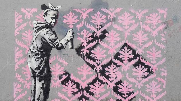 Why Does Art Matter Banksy Asks Offering Originals For The Right Answer Hindustan Times