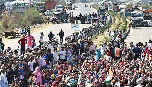 Members of the Jat community protesting in February 2016. (HT File photo) Members of the Jat community protesting in February 2016. (HT File photo)