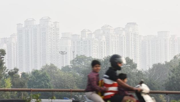 IIT has identified seven polluting areas in Delhi-NCR, which are likely to pull the city’s air quality down till October 30. (Sanchit Khanna/HT Photo) IIT has identified seven polluting areas in Delhi-NCR, which are likely to pull the city’s air quality down till October 30. (Sanchit Khanna/HT Photo)