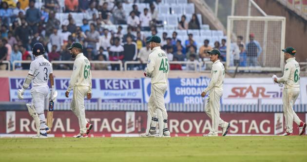 Ranchi: Players leave the field after bad light stopped play during the first day of the 3rd Test match between India and South Africa at JSCA Stadium in Ranchi. (PTI)