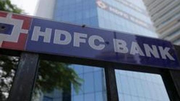 HDFC bank reported a consolidated net profit of Rs 5,322.41 crore in the corresponding period a year ago.(REUTERS Photo)