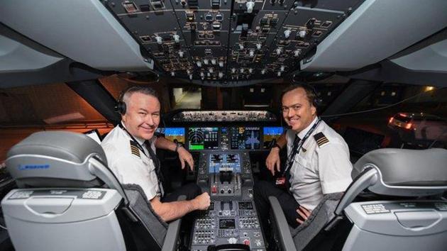 Qantas CEO Alan Joyce called the flight “a really historic moment” for both the airline and world aviation. (Photo: @FlightModeblog/Twitter) Qantas CEO Alan Joyce called the flight “a really historic moment” for both the airline and world aviation. (Photo: @FlightModeblog/Twitter)