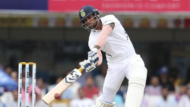 India's Umesh Yadav bats during the second day of third Test match.(AP)