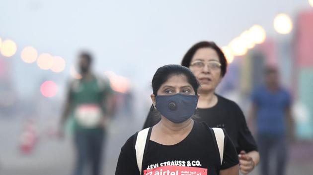 A participant during the Delhi Half Marathon, New Delhi, October 20, 2019 (Arvind Yadav/HT PHOTO) A participant during the Delhi Half Marathon, New Delhi, October 20, 2019 (Arvind Yadav/HT PHOTO)